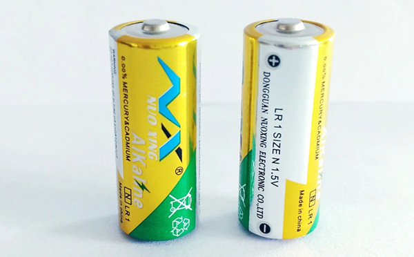 8號電池 8號電池