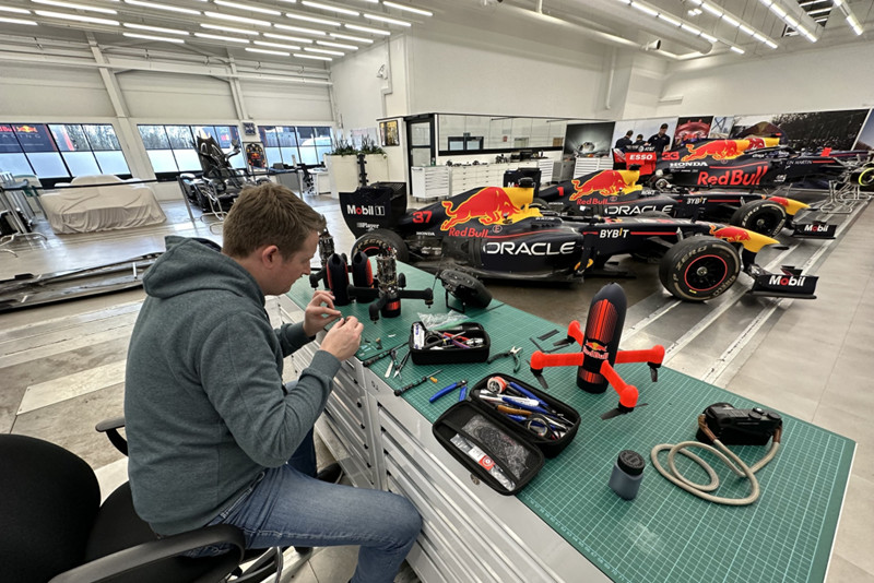 紅牛團隊 紅牛團隊